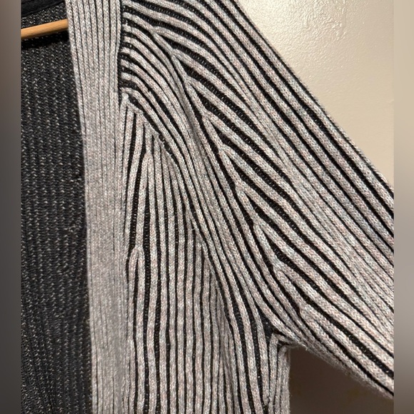 Lululemon Cotton-Cashmere Blend Sweater Wrap Powdered Clay/White/Lakeside Size 8 - Picture 9 of 15